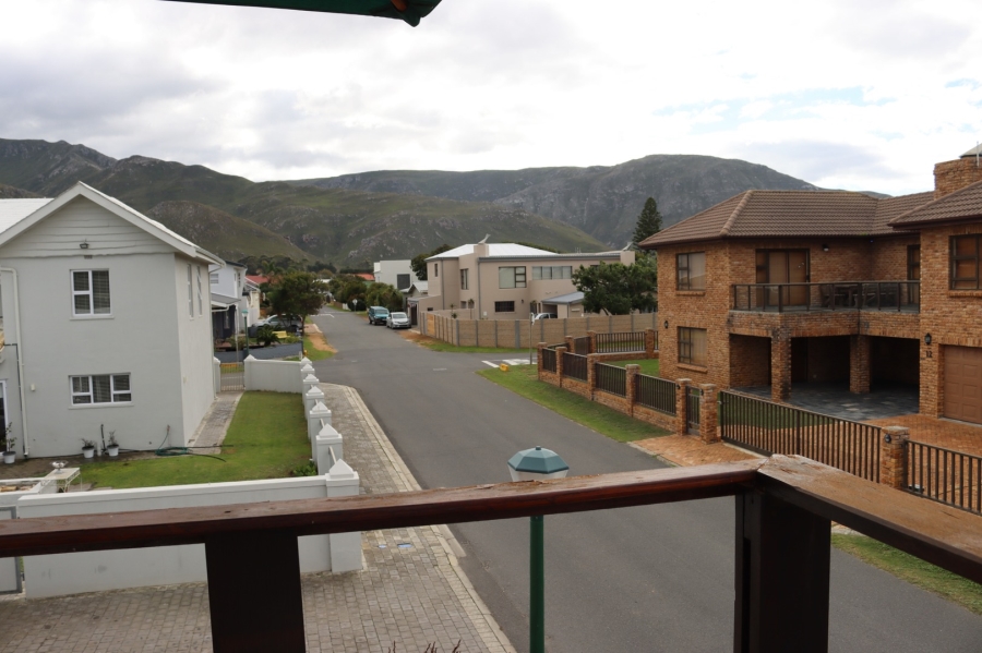 7 Bedroom Property for Sale in Kleinmond Western Cape